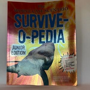 PRE- OWNED SURVIVE - O - PEDIA JUNIOR EDITION BOOK PAPER COVER